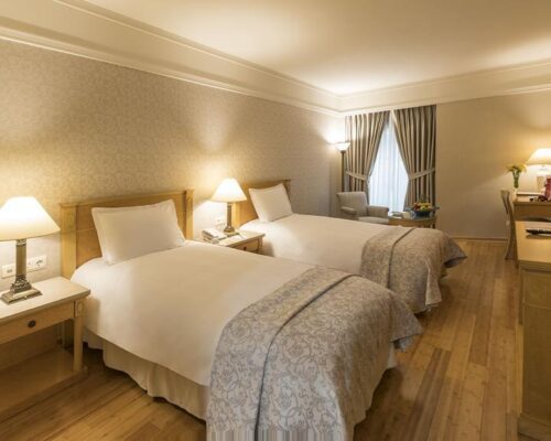 leonardo 197062828 Connection Room3 O 812923