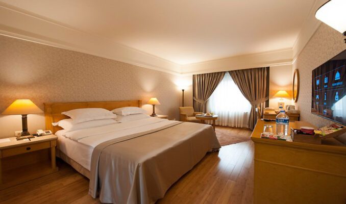 tsr09136636887025444753703